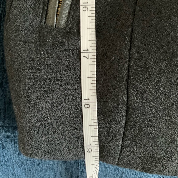 Roberto Cavalli Exquisite Women's Black Quilted Jacket. Ptp 17” length 1… - Picture 12 of 14